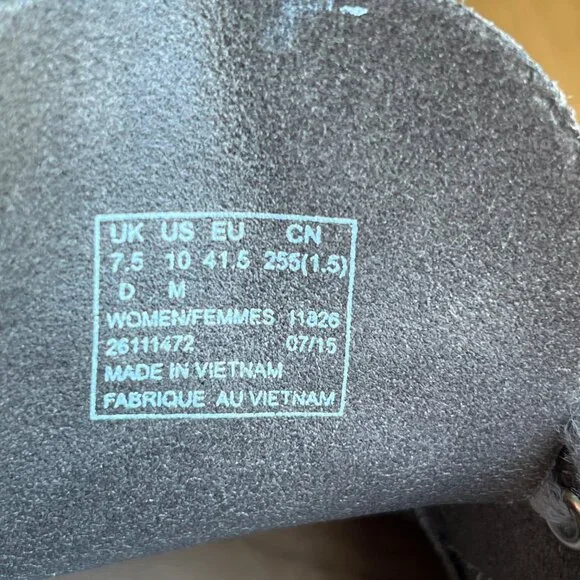 SIZE 10 Clarks Original Womens Gray Wool Felt Leather Desert Boots Crepe Soles - Picture 2 of 11